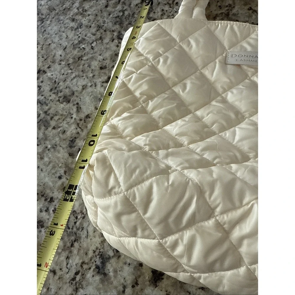 Donna Karan Cashmere Mist Tote quilted Travel Bag light Yellow4093‎